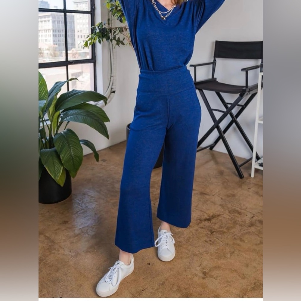 Cabi Navy Knit High Waist Pull-on Wide-leg Cropped Pants Size S